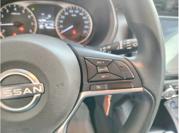 Car image 38