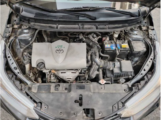 Car image 24