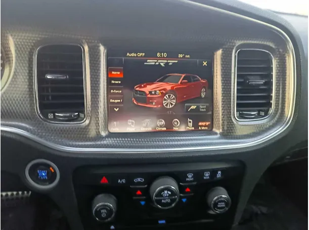 Car image 25