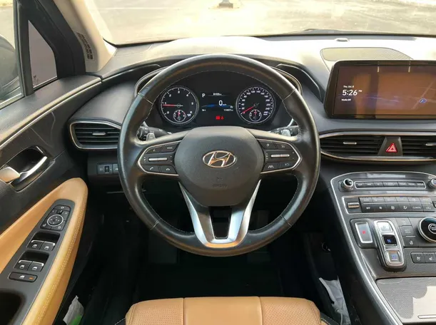 Car image 20