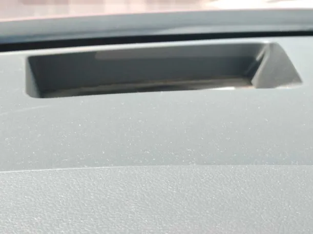 Car image 32