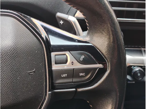 Car image 29