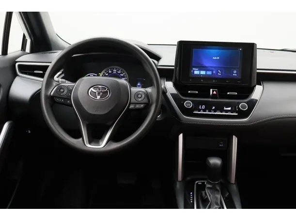 Car image 15