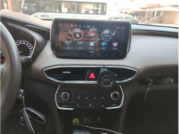 Car image 30