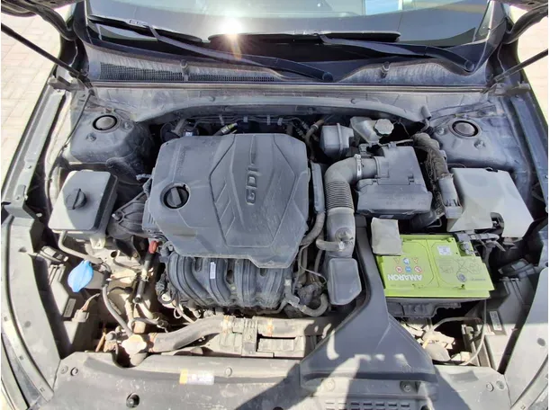 Car image 23