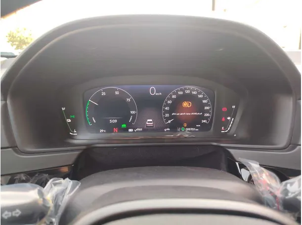 Car image 23