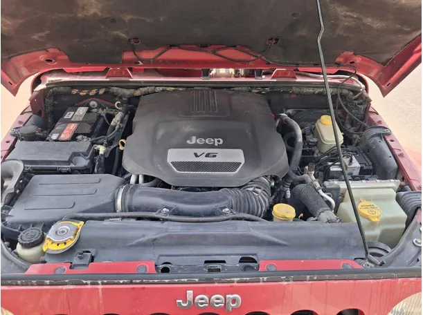 Car image 17