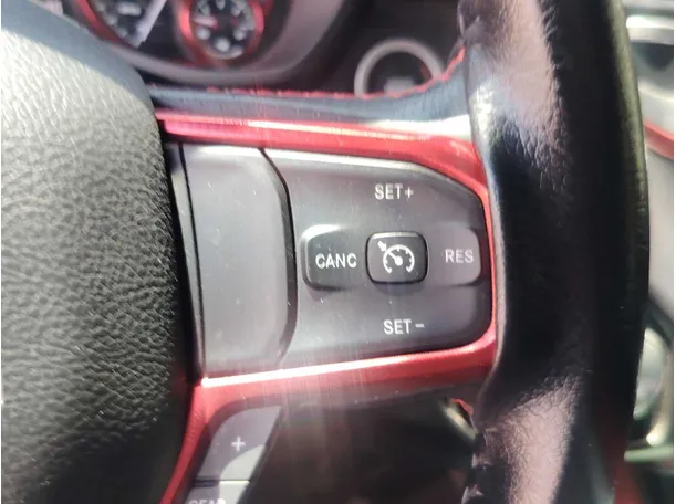Car image 37