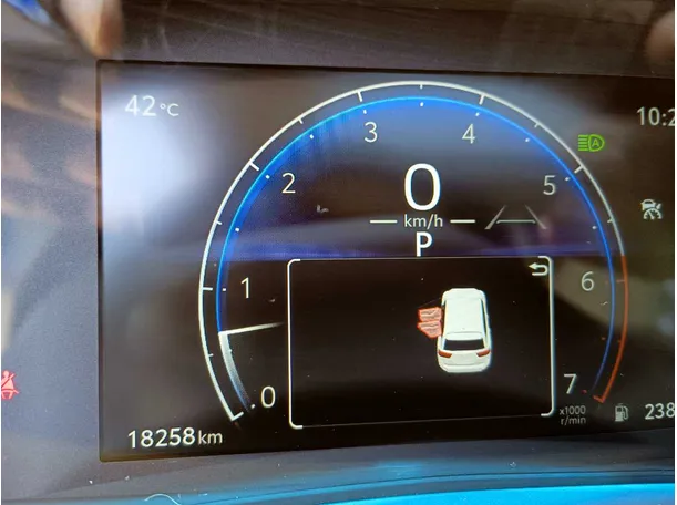 Car image 29
