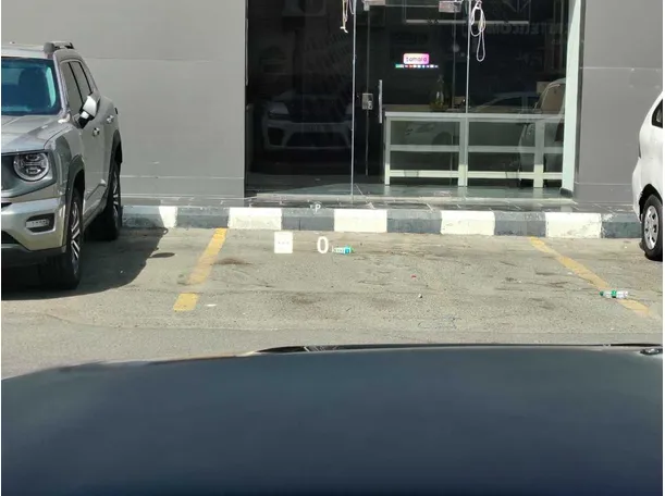 Car image 35