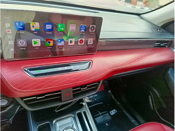 Car image 25