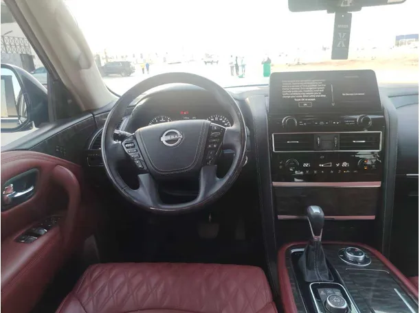 Car image 23