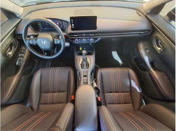 Car image 15