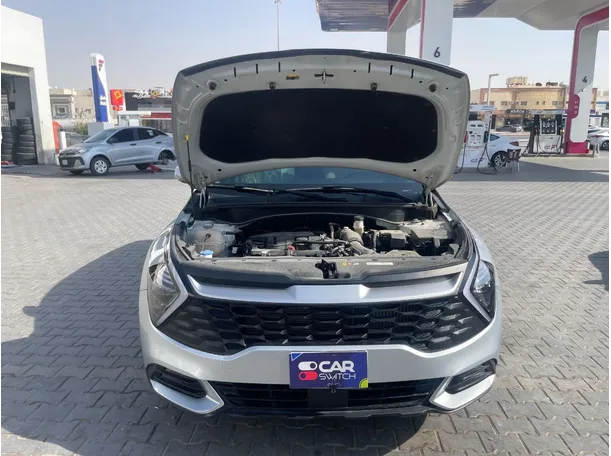 Car image 26