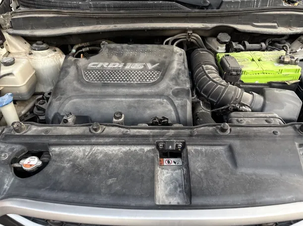 Car image 27