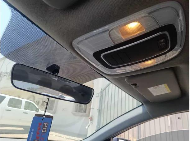 Car image 28