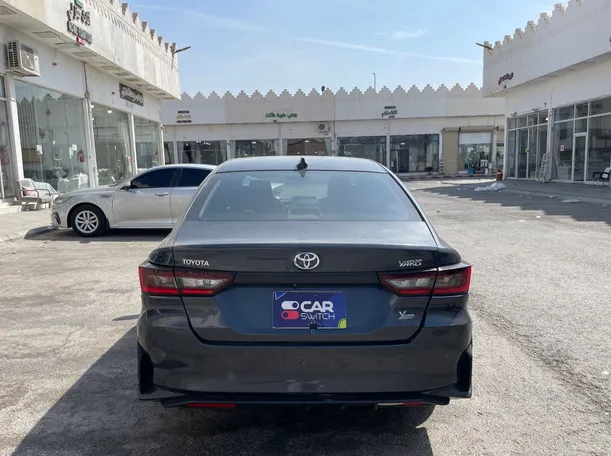Car image 6