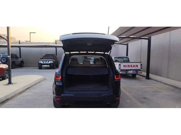 Car image 21