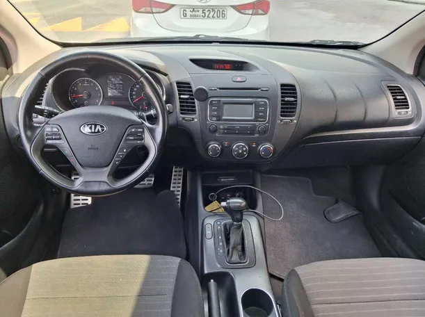 Car image 16