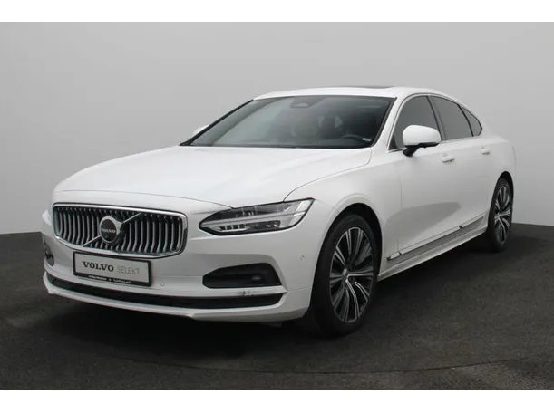 2023 Volvo S90 in UAE