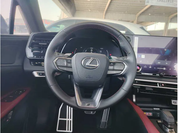 Car image 31