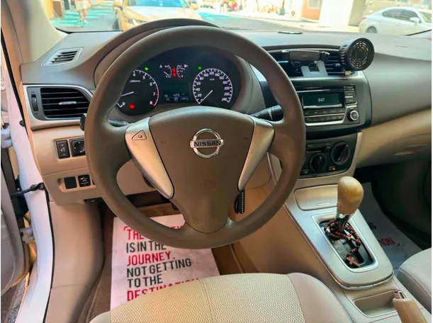 Car image 35