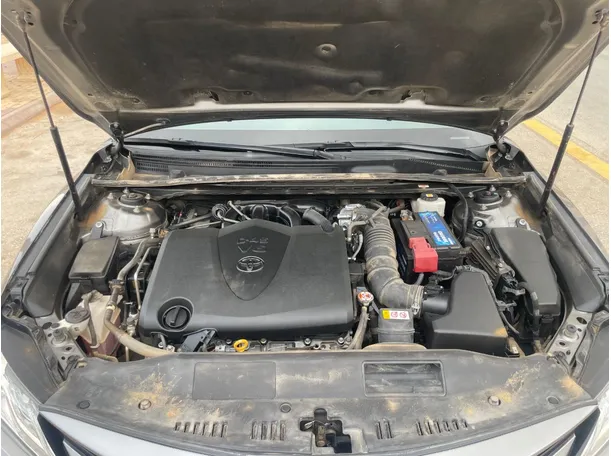 Car image 26
