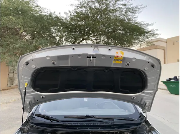 Car image 24