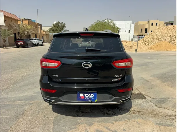 Car image 6