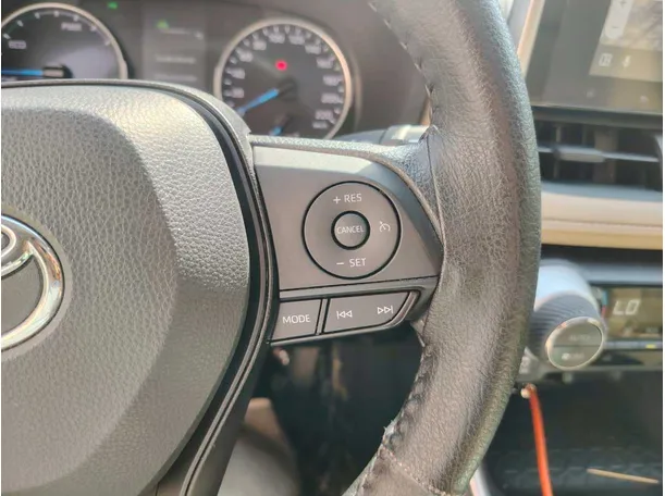 Car image 39