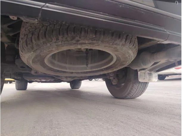 Car image 36