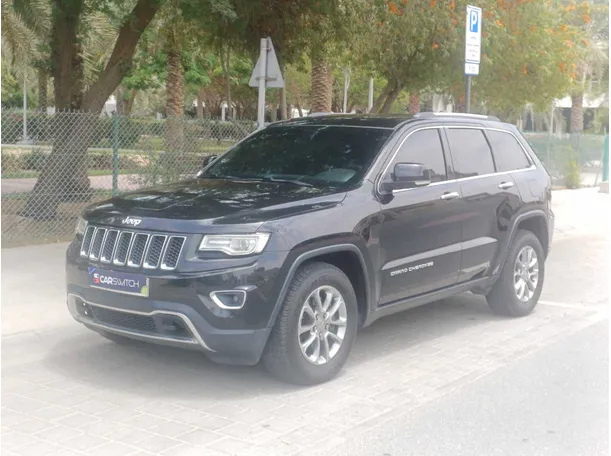 2015 Jeep Grand Cherokee in Dubai