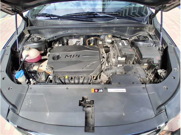 Car image 21