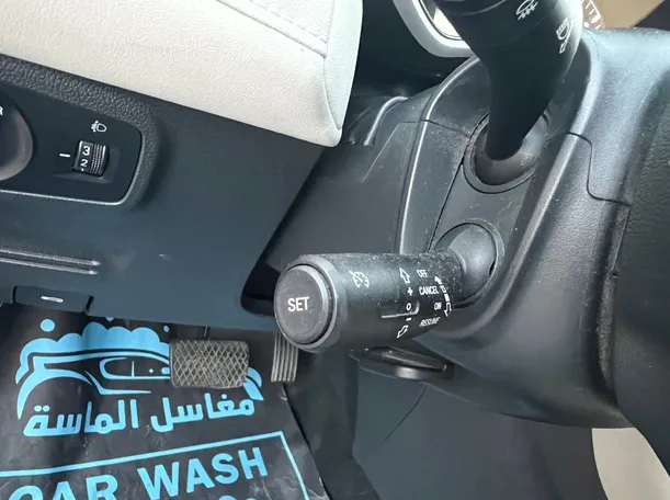 Car image 23