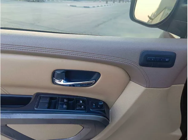 Car image 33