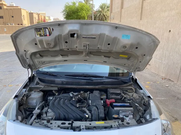 Car image 21
