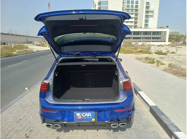 Car image 19