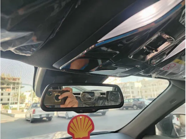 Car image 37