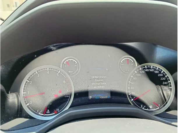 Car image 27