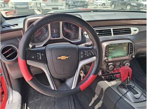 Car image 18