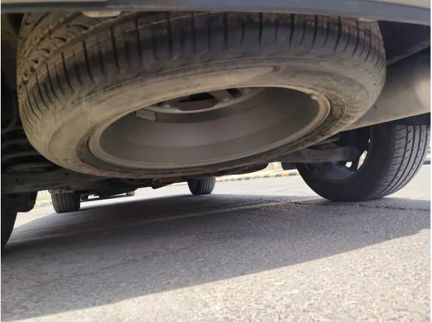 Car image 31