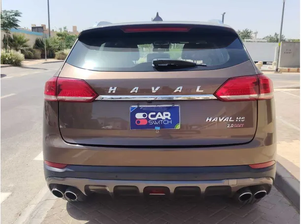 Car image 6