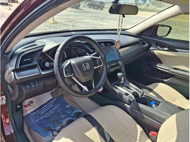 Car image 11