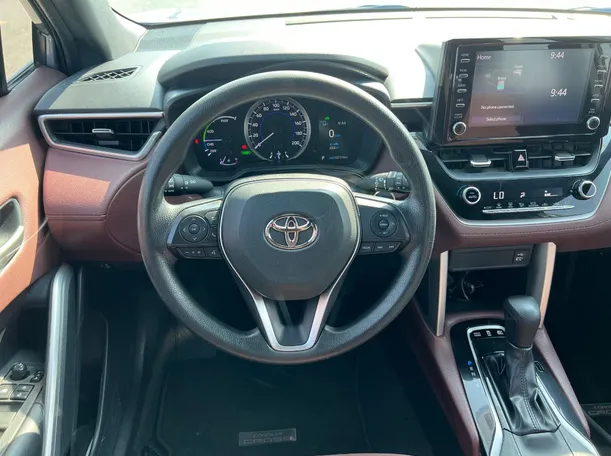 Car image 18
