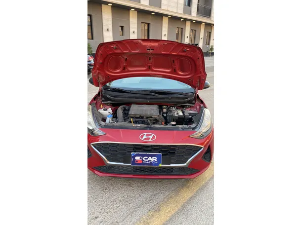 Car image 16