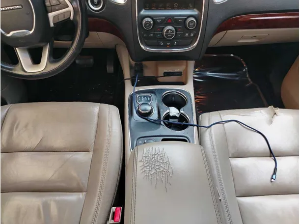 Car image 23