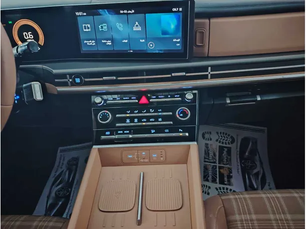 Car image 22