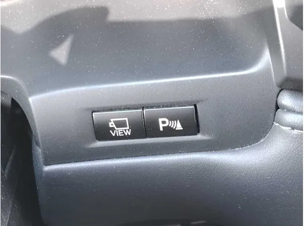 Car image 36