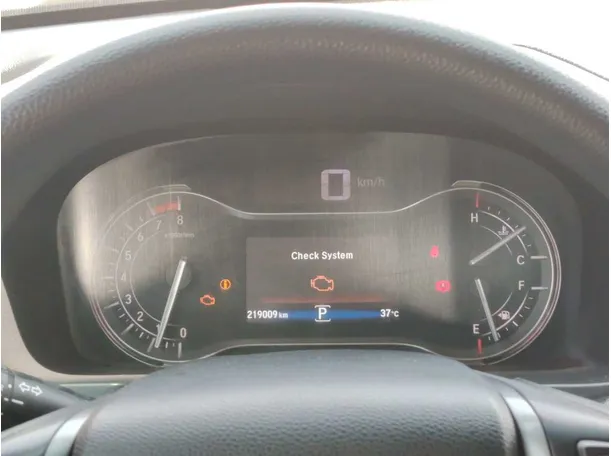 Car image 23