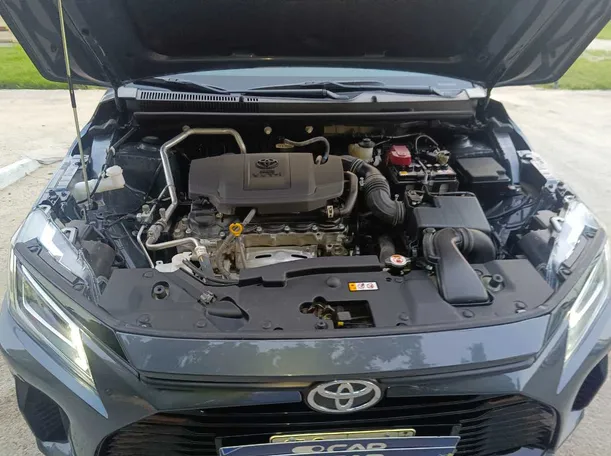 Car image 35